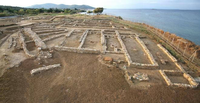 Λέσβος: Άποψη του προϊστορικού οικισμού της Θερμής © Κ΄ ΕΠΚΑ