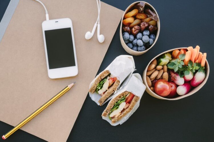 5 tips για μία υγιεινή διατροφική καθημερινότητα στο γραφείο