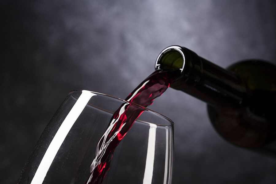 Ψηφιακές επισημάνσεις στις ετικέτες κρασιού από το 2024